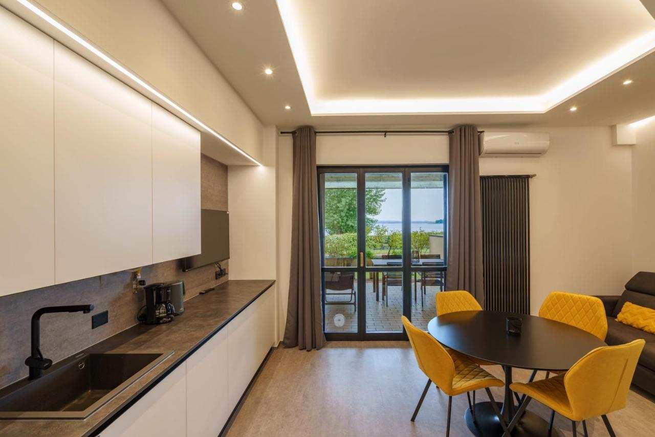 Lakeview Apartment Primea Sirmione Exterior foto